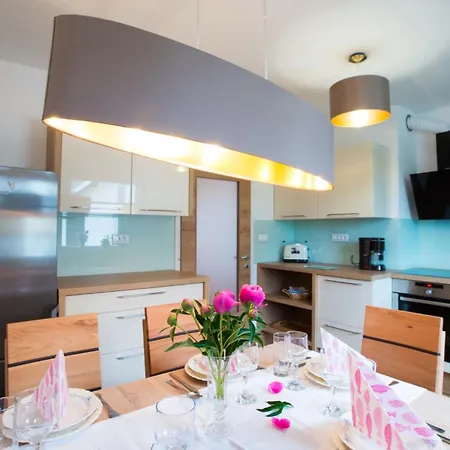 Tolle In Zasip Mit Parkplatz By Interhome Lejlighed *